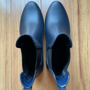 J. Crew Women’s Chelsea Matte Rain Boot Navy 9 NEW
